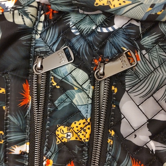 (SALE) Lug purse - Picture 4 of 12